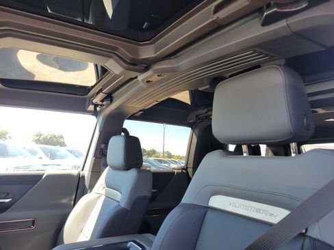 New 2025 GMC Hummer EV 3X w/ LPO, Sport Package image 27