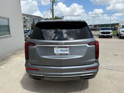 Used 2021 Cadillac XT6 Premium Luxury FWD image 7