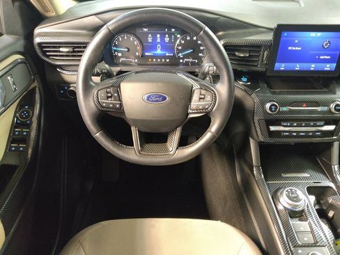 Used 2020 Ford Explorer XLT w/ Class III Trailer Tow Package AWD/4WD image 22