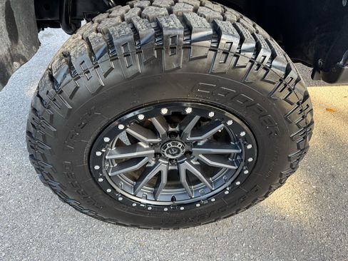 Used 2020 GMC Canyon SLE w/ Trailering Package image 7