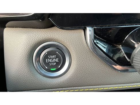 Certified 2024 Chevrolet Colorado ZR2 w/ Technology Package image 13