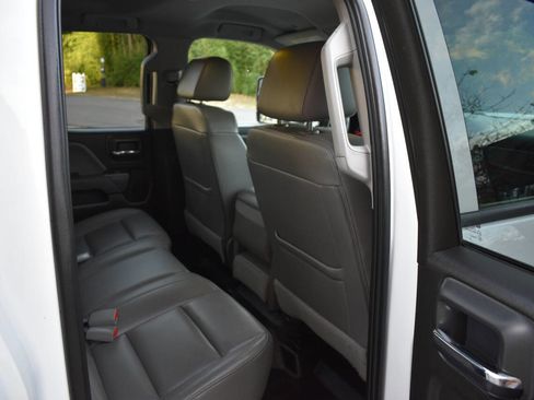 Used 2019 Chevrolet Silverado 2500 W/T w/ WT Convenience Package image 11