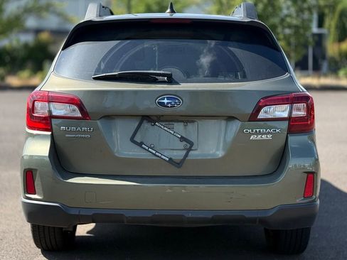 Used 2017 Subaru Outback 2.5i Premium AWD/4WD image 4