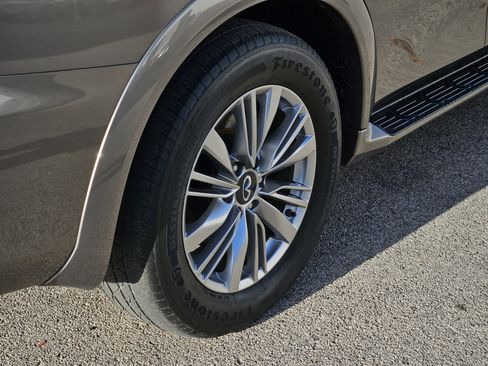 Used 2019 INFINITI QX80 Luxe w/ Proassist Package image 9