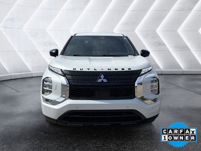 Used 2023 Mitsubishi Outlander SE Black Edition