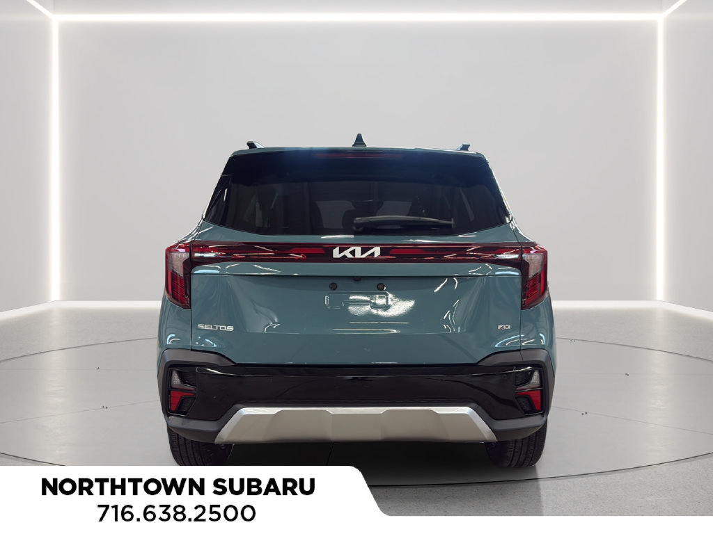 Used 2025 Kia Seltos EX AWD/4WD image 4