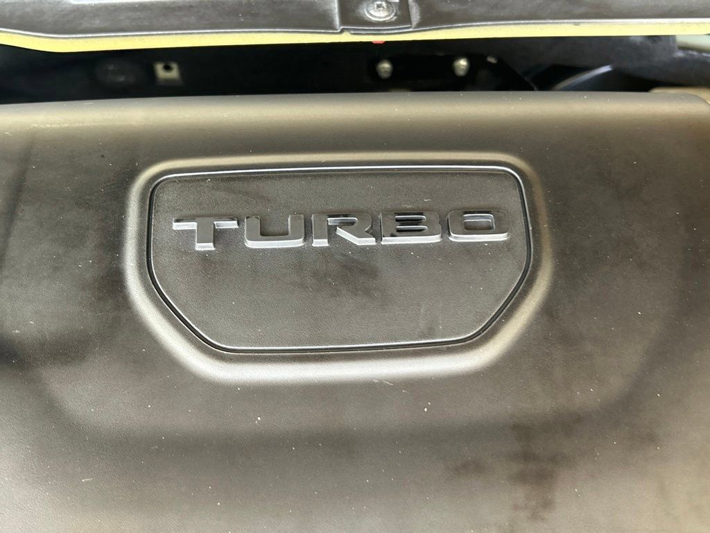 Used 2024 Dodge Hornet GT w/ GT Blacktop Package AWD/4WD image 12
