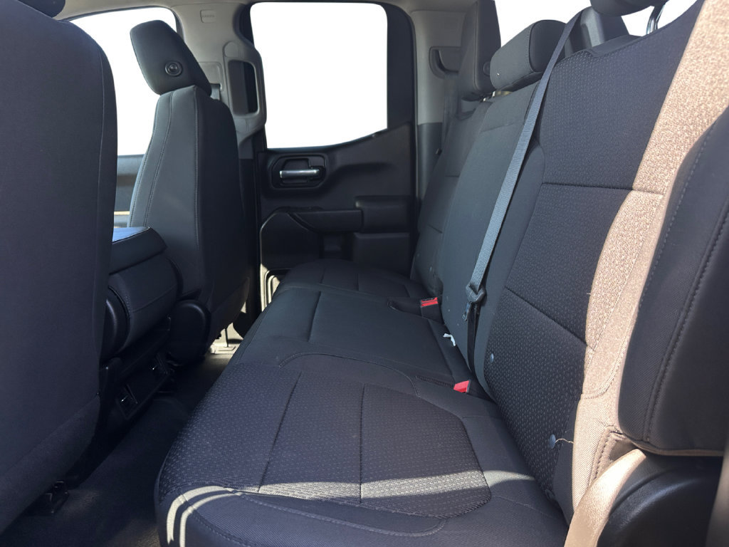 Used 2020 Chevrolet Silverado 1500 Custom w/ Custom Convenience Package AWD/4WD image 17