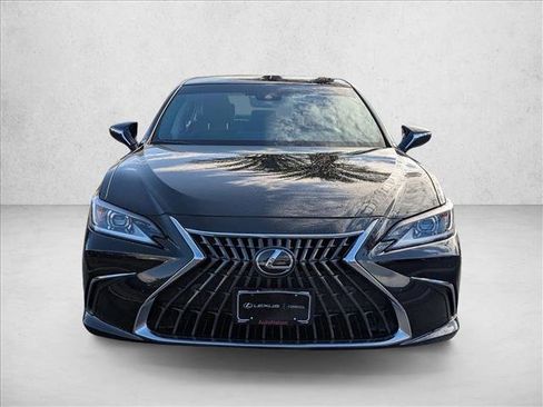 Used 2025 Lexus ES 350 w/ Premium Package image 2