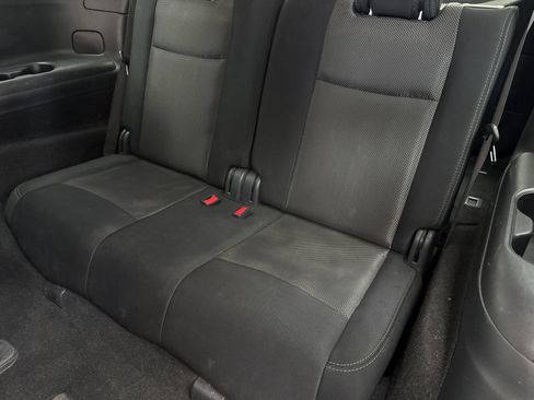 Used 2020 Nissan Pathfinder SV FWD image 39