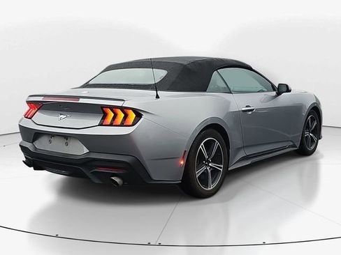 Used 2024 Ford Mustang Premium image 3