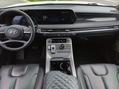 Used 2023 Hyundai Palisade Calligraphy image 16