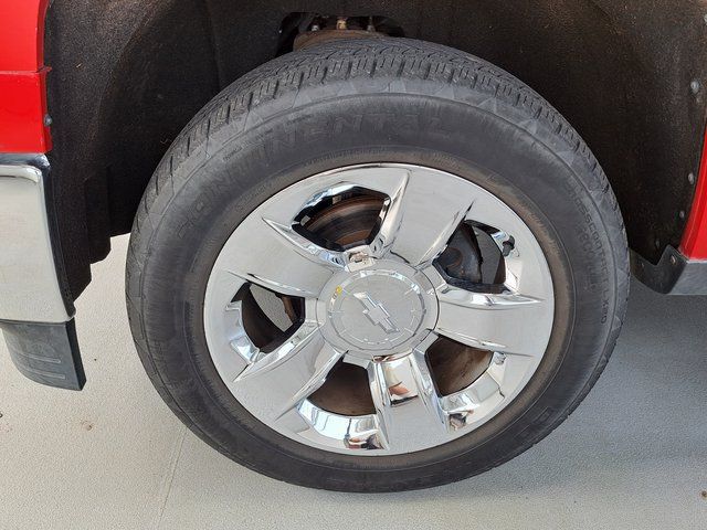 Used 2015 Chevrolet Silverado 1500 LTZ Z71 w/ LTZ Plus Package AWD/4WD image 32
