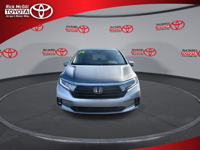 Used 2024 Honda Odyssey Touring image 3