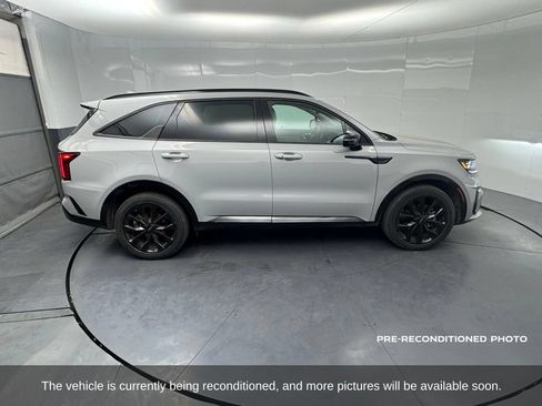 Used 2023 Kia Sorento SX FWD image 7