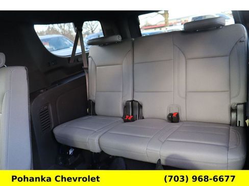 Used 2021 Chevrolet Suburban LT w/ LT Signature Package image 30