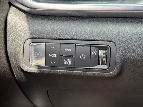 Certified 2025 GMC Terrain Elevation AWD/4WD image 28
