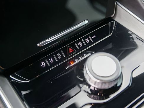 Used 2023 Jeep Wagoneer Series II image 20