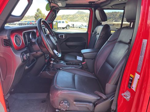 Certified 2020 Jeep Gladiator Rubicon AWD/4WD image 16