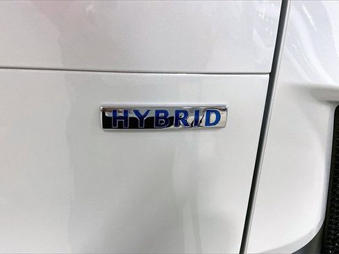 Certified 2025 MAZDA CX-50 AWD 2.5 Hybrid w/ Premium Pkg image 8