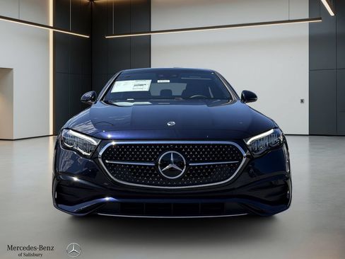 New 2026 Mercedes-Benz E 350 4MATIC Sedan image 2