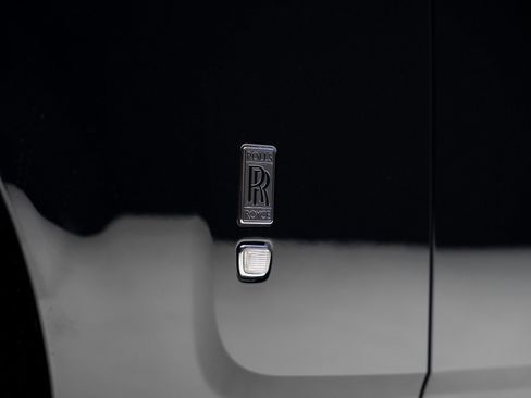 Used 2009 Rolls-Royce Phantom image 22