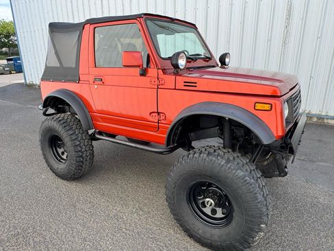 Used 1988 Suzuki Samurai 4WD Soft Top image 6