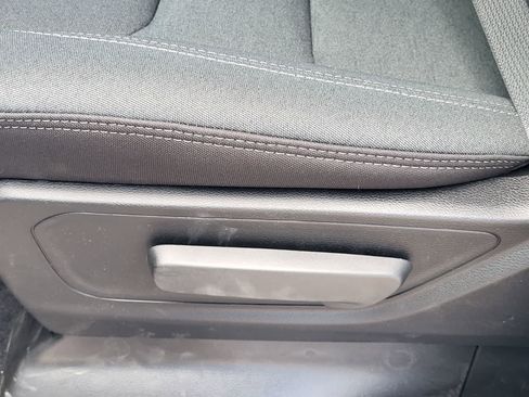 New 2026 RAM 1500 Express AWD/4WD image 18