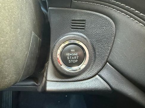 Used 2023 Subaru Outback Premium image 13