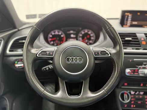 Used 2018 Audi Q3 2.0T Premium Plus w/ Premium Plus Package AWD/4WD image 13