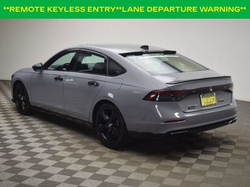 Used 2023 Honda Accord Sport image 6