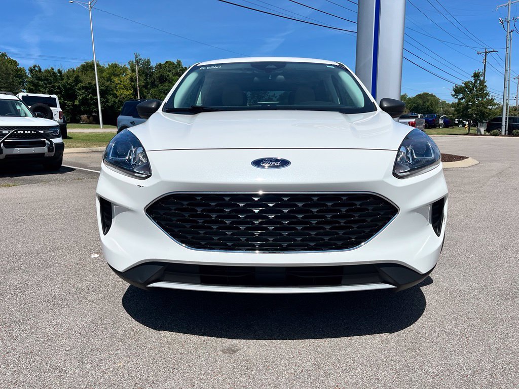 Used 2022 Ford Escape SE w/ Convenience Package FWD image 2