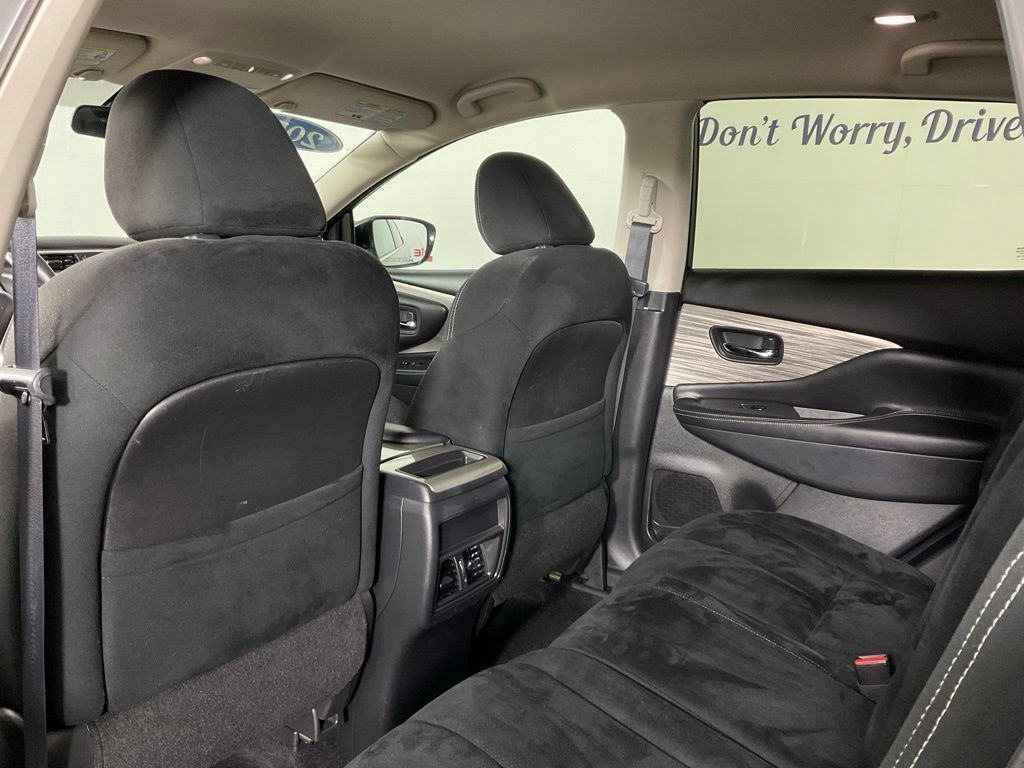 Used 2016 Nissan Murano S FWD image 15