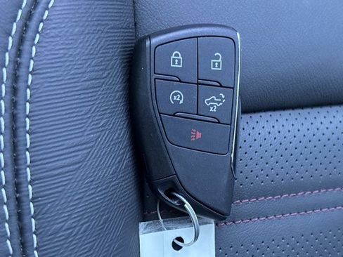 Used 2024 GMC Sierra 2500 AT4X image 51