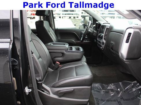 Used 2017 GMC Sierra 1500 SLE image 23