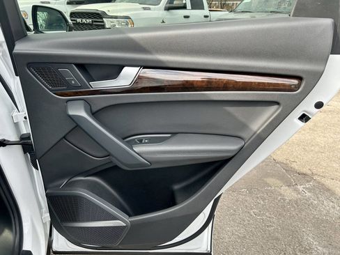 Used 2019 Audi Q5 2.0T Premium Plus image 15