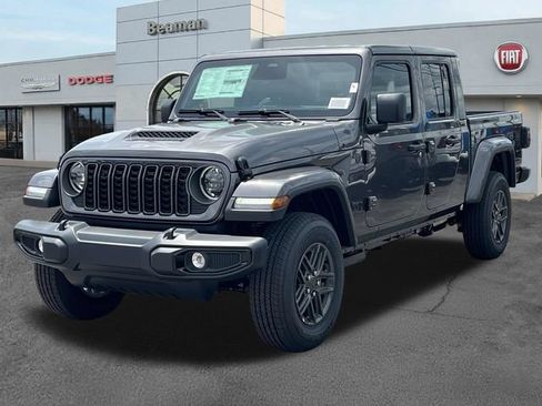 New 2026 Jeep Gladiator Sport AWD/4WD image 3