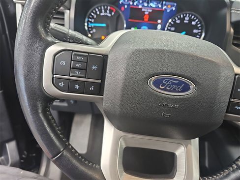 Used 2023 Ford Expedition Max XLT image 17