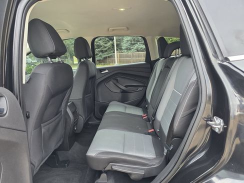 Used 2015 Ford Escape SE FWD image 17