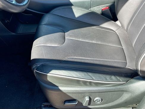 Used 2024 Hyundai Palisade SEL image 20