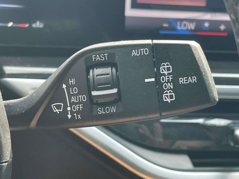 Used 2026 BMW X7 xDrive40i w/ M Sport Package AWD/4WD image 26
