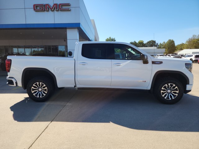Used 2023 GMC Sierra 1500 AT4 w/ AT4 Premium Package AWD/4WD image 2