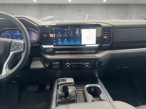 Certified 2024 Chevrolet Silverado 1500 RST image 3