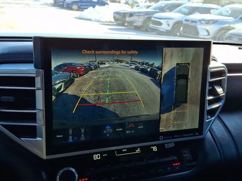 Used 2023 Toyota Sequoia Platinum AWD/4WD image 19