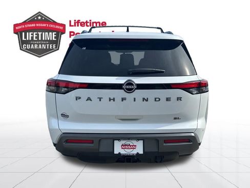 New 2026 Nissan Pathfinder SL image 6