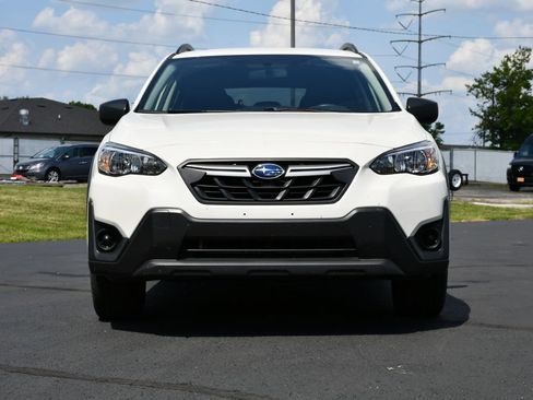 Used 2023 Subaru Crosstrek 2.0i AWD/4WD image 2