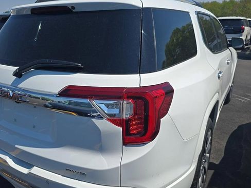 Used 2023 GMC Acadia Denali AWD/4WD image 5
