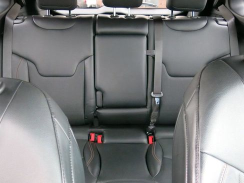 Used 2023 Jeep Compass Limited image 20