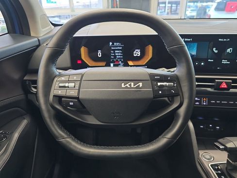 Certified 2026 Kia Sportage EX w/ EX Panorama Roof Package image 21