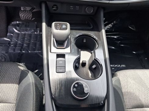 New 2026 Nissan Rogue SV AWD/4WD image 13